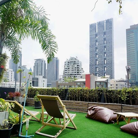 Hash Apartment With Unique Chill Design At Silom Soi 3 Bangkok Eksteriør billede