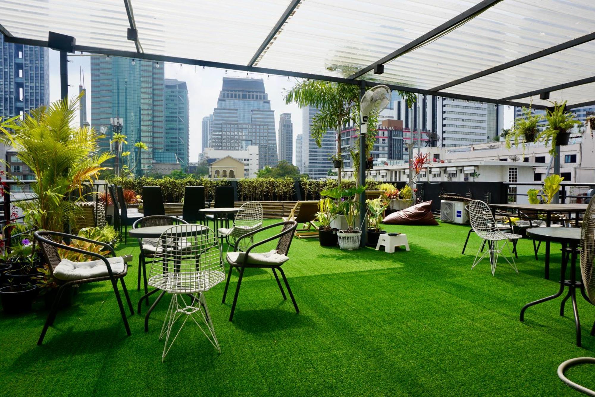 Hash Apartment With Unique Chill Design At Silom Soi 3 Bangkok Eksteriør billede